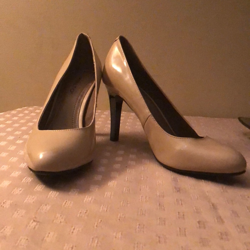 Lady shoes